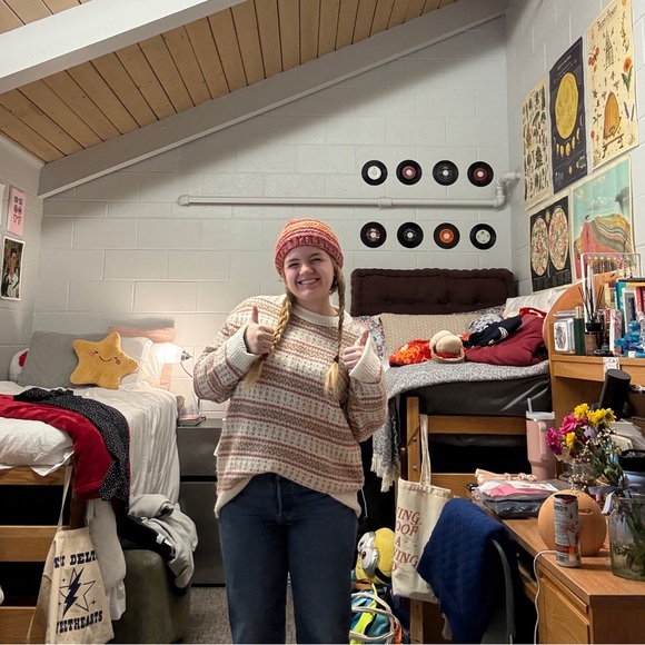 Meet your Posher, Madeline - Picture 1 of 1